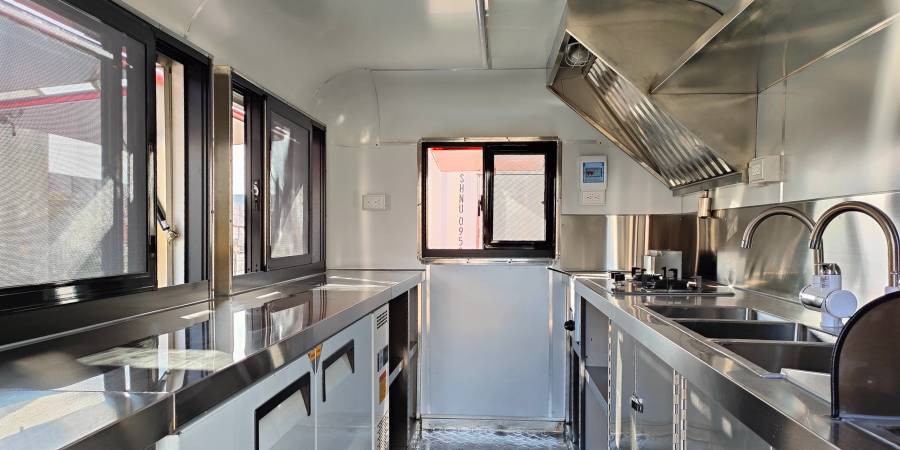 Shipping-Container-Food-Truck-Configuration